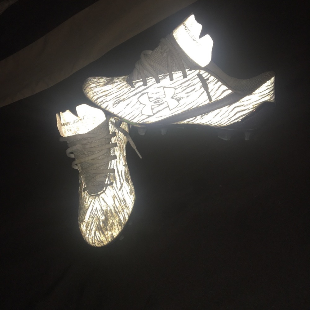 Football cleats